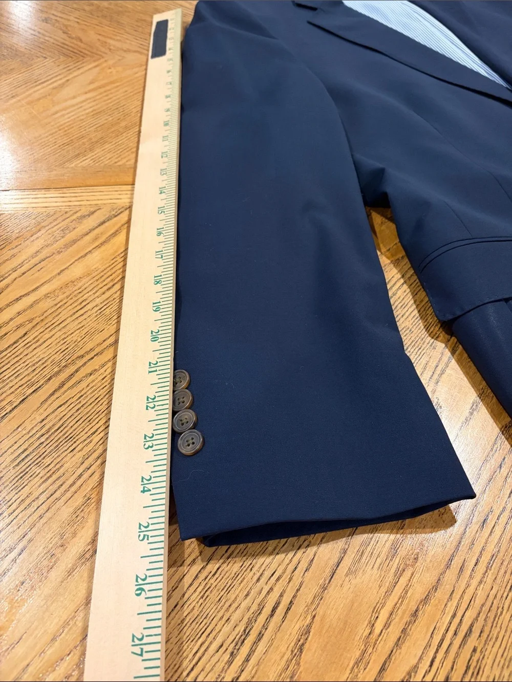 Brooks Brothers Explorer Madison Fit Navy Wool Blazer 46R Two Button Sports Coat